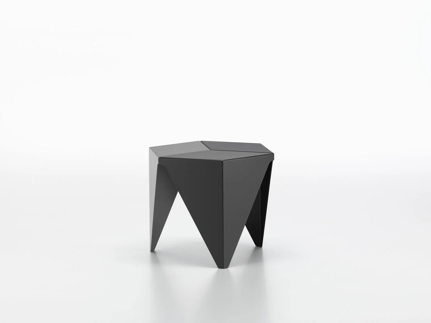 Noguchi Prismatic Table - Image 4